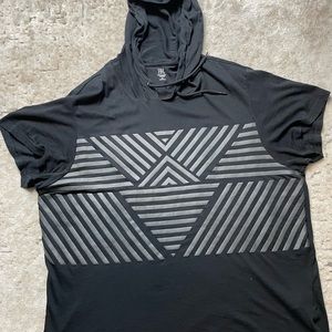 Inc International Concept XL Tee with Hood